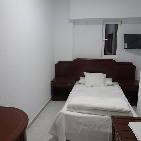 Hostal Lavapies Madrid Eksteriør billede