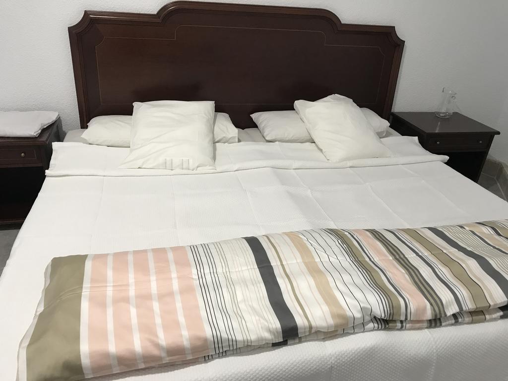 Hostal Lavapies Madrid Eksteriør billede