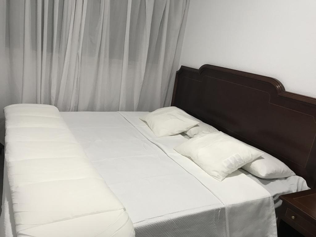 Hostal Lavapies Madrid Eksteriør billede