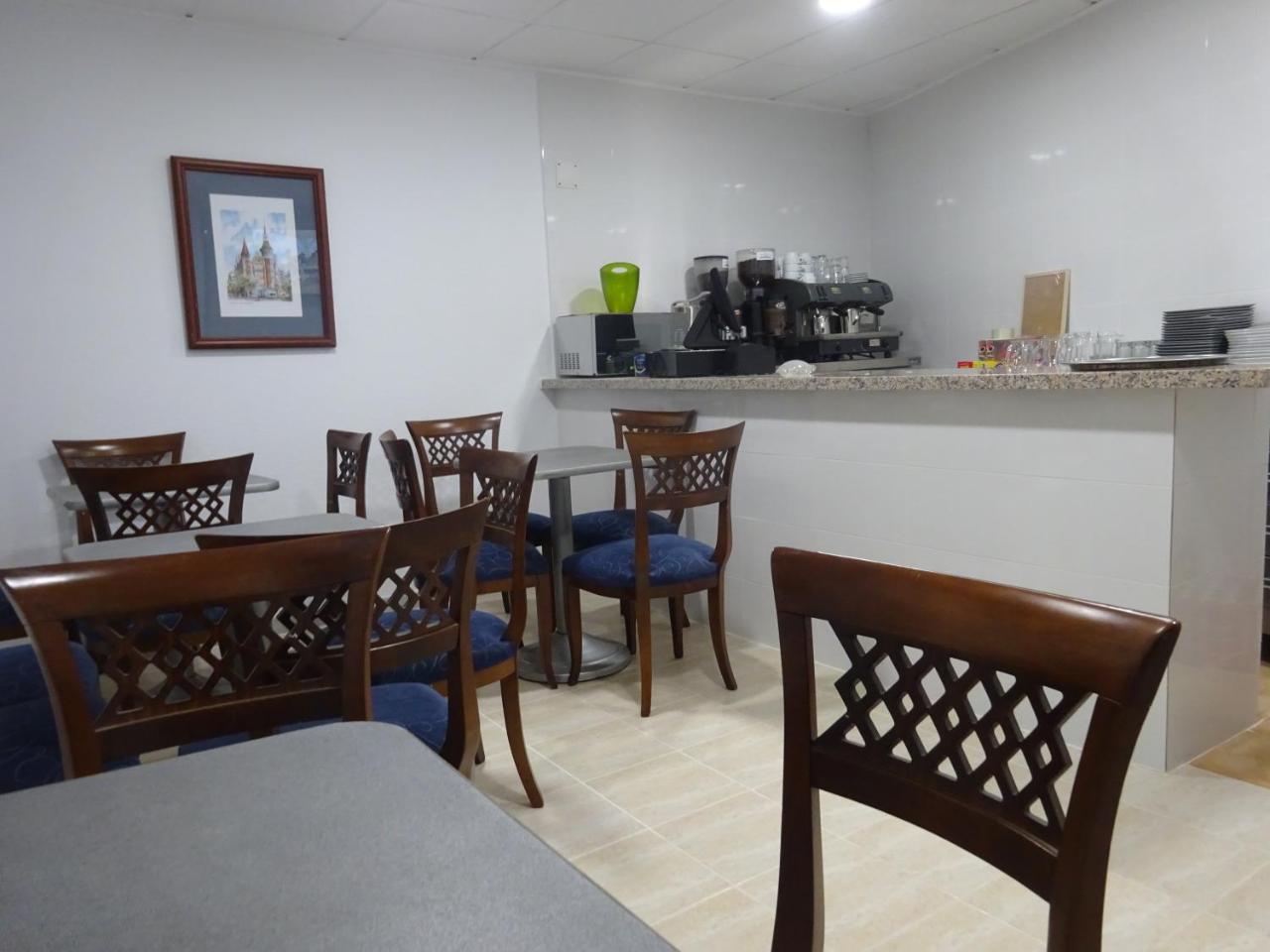 Hostal Lavapies Madrid Eksteriør billede